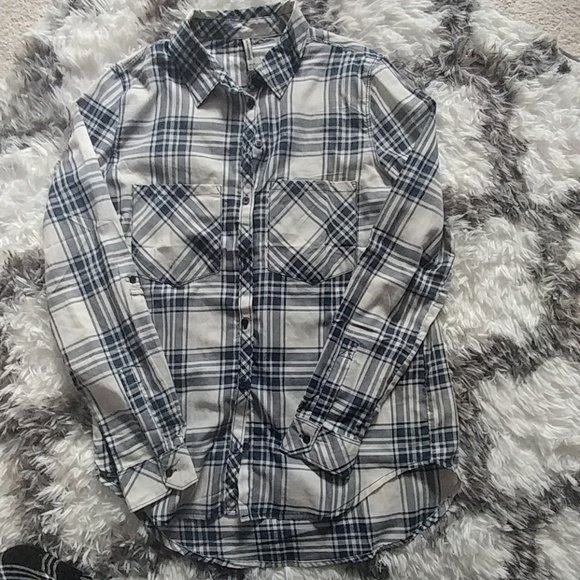 Blue and white button down medium - Picture 3 of 4